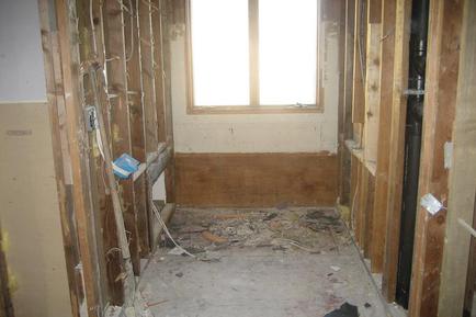 Bathroom Demolition Contractors 